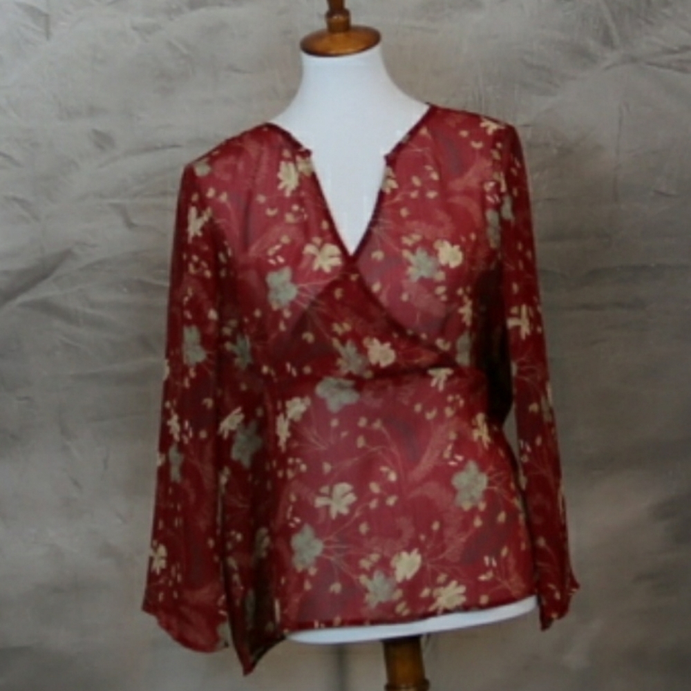 Old Navy chiffon floral red blouse. L